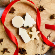 Load image into Gallery viewer, Christmas Wax Melt Selection Box – House Gift Box