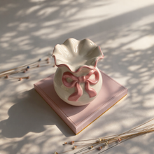 Load image into Gallery viewer, Bow Wax Melt Burner