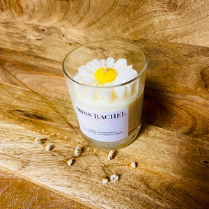 Daisy Easter Candle