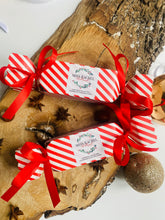 Load image into Gallery viewer, Christmas Scented Tea Light Cracker – Pack of 4