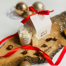 Load image into Gallery viewer, Mini Christmas Candle &amp; Wax Melt Gift Set – House Gift Box