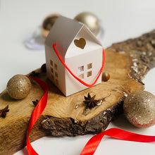 Load image into Gallery viewer, Christmas Wax Melt Selection Box – House Gift Box