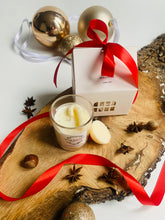 Load image into Gallery viewer, Mini Christmas Candle &amp; Wax Melt Gift Set – House Gift Box