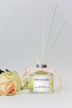 Load image into Gallery viewer, Snow Fairies Luxury Reed Diffuser