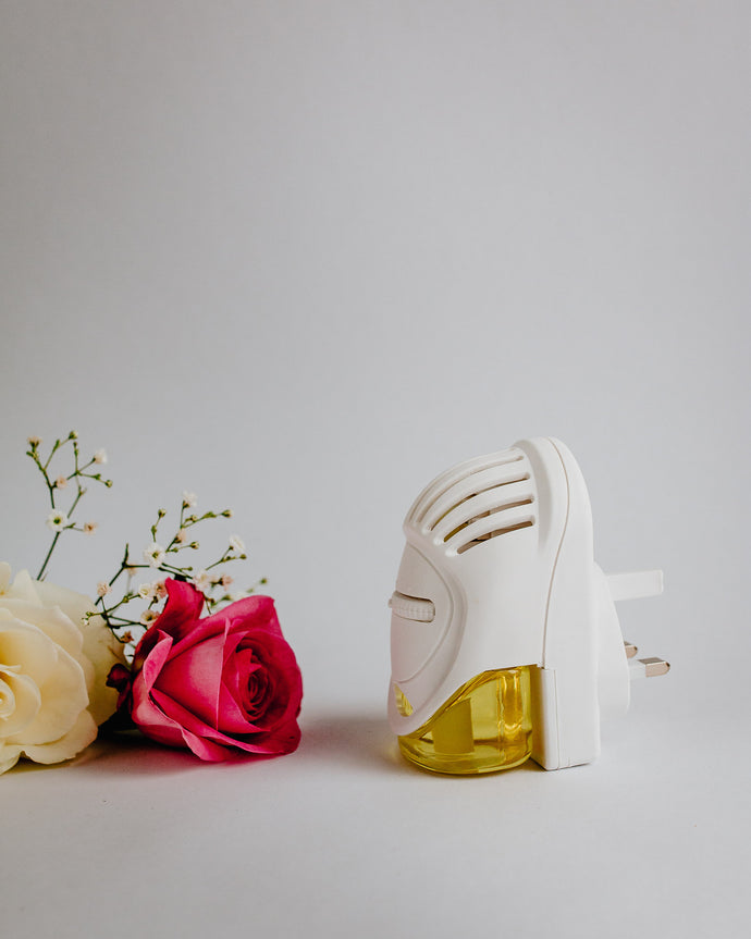 English Pear & Freesia Luxury Plug-In
